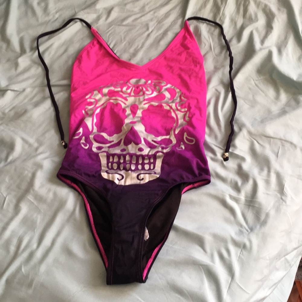 Hottopic swim suit